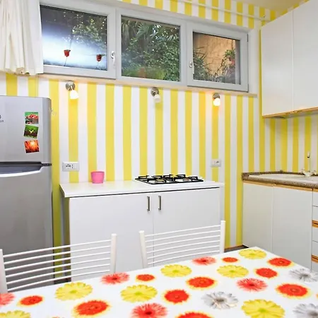 Civico 40 圣贝内代托-德尔特龙托